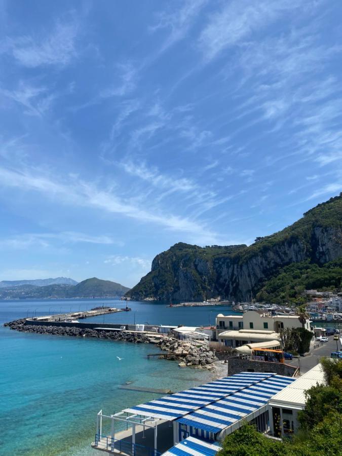 カプリLa Baia Di Napoliアパートメント エクステリア 写真